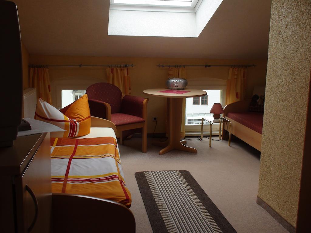 Pension Kreisel Bad Kosen Chambre photo
