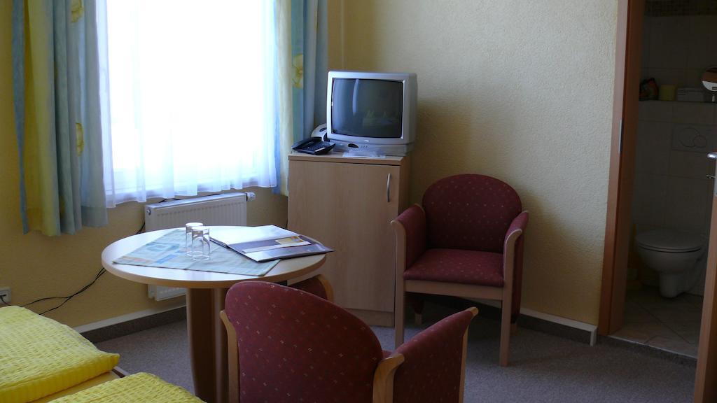 Pension Kreisel Bad Kosen Extérieur photo
